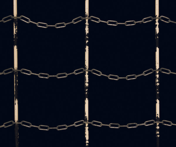 a picture of chains